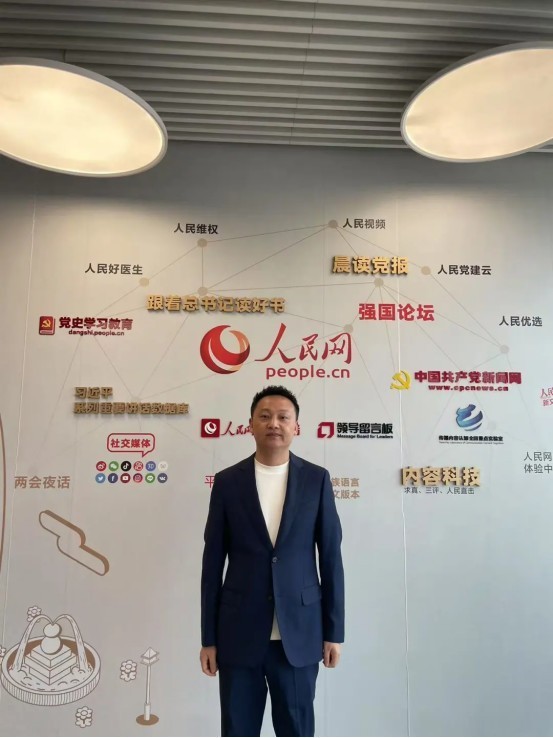 袁道红荣获福布斯环球联盟“国际化青年领袖”证书